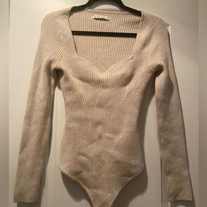 Beige Abercrombie and Fitch sweater body suit